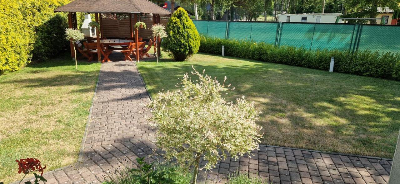 Willa Samana Pokoje Dziwnowek Exterior photo